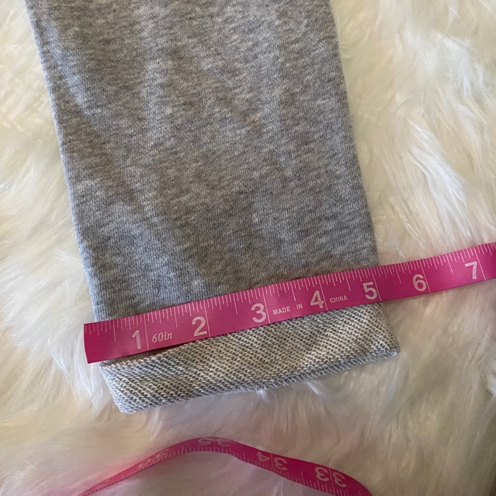 H & M Divided grey & white lace sweatshirt - Picture 8 of 13